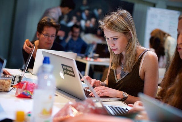 How To Get Started With Machine Learning in R