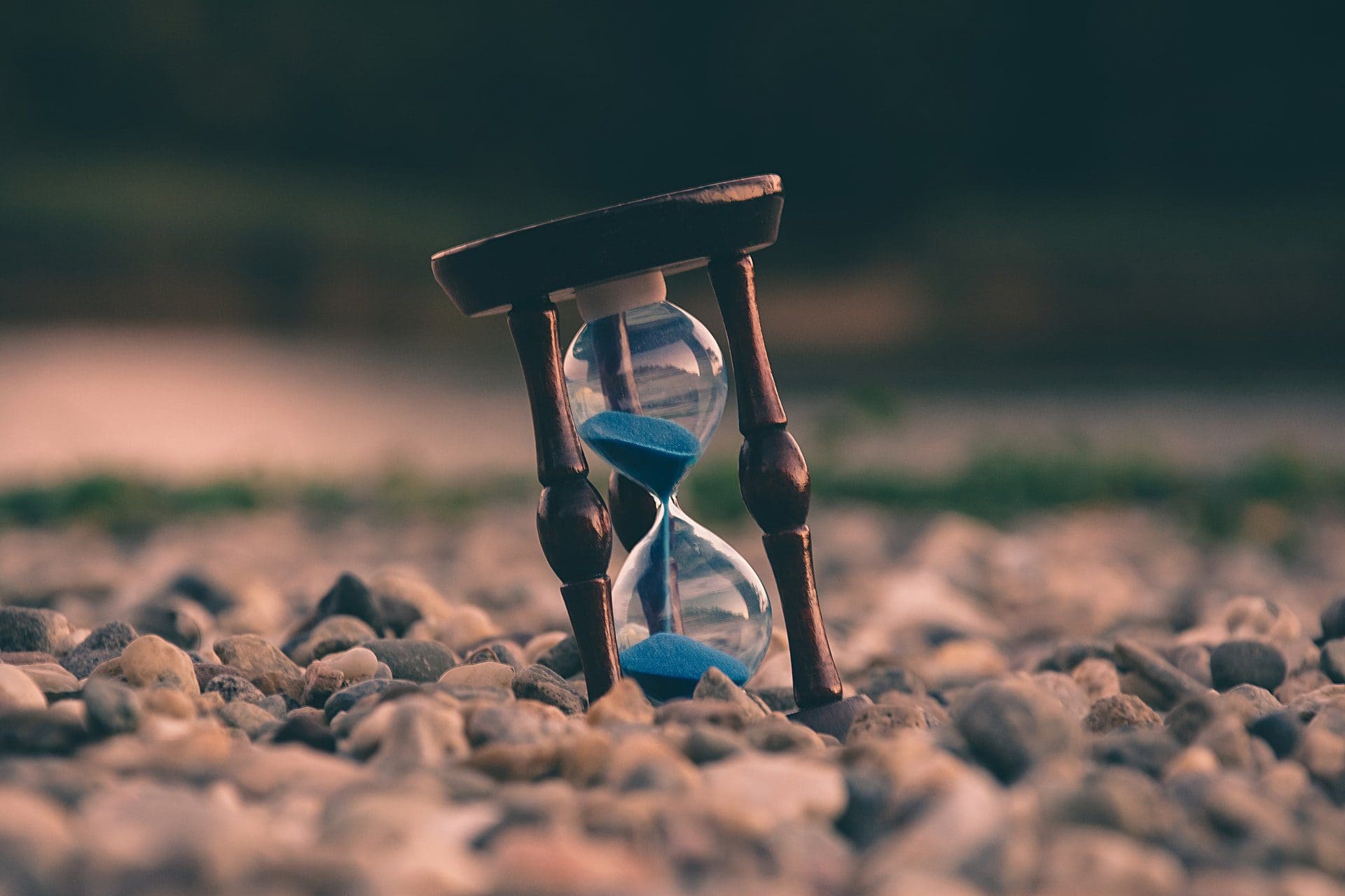 Using CNN for financial time series prediction